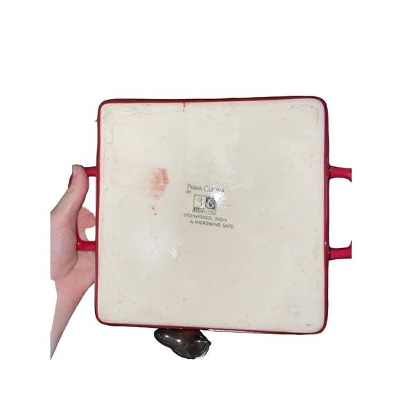 Bella Cucina Red Square Casserole Dish with Rooster lid Stoneware 9 in x 9 in - Picture 2 of 4